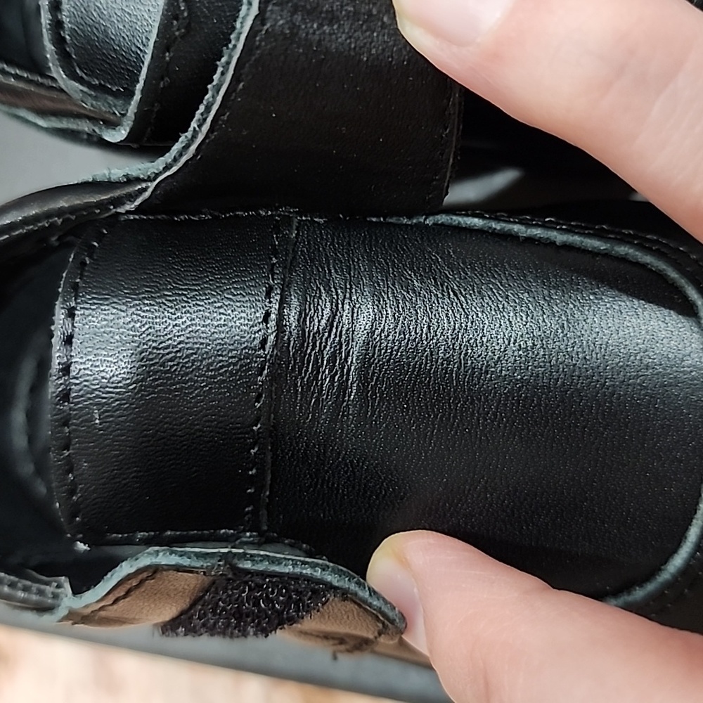 NWT Kenneth Cole baby boy shoes with box - Picture 10 of 11
